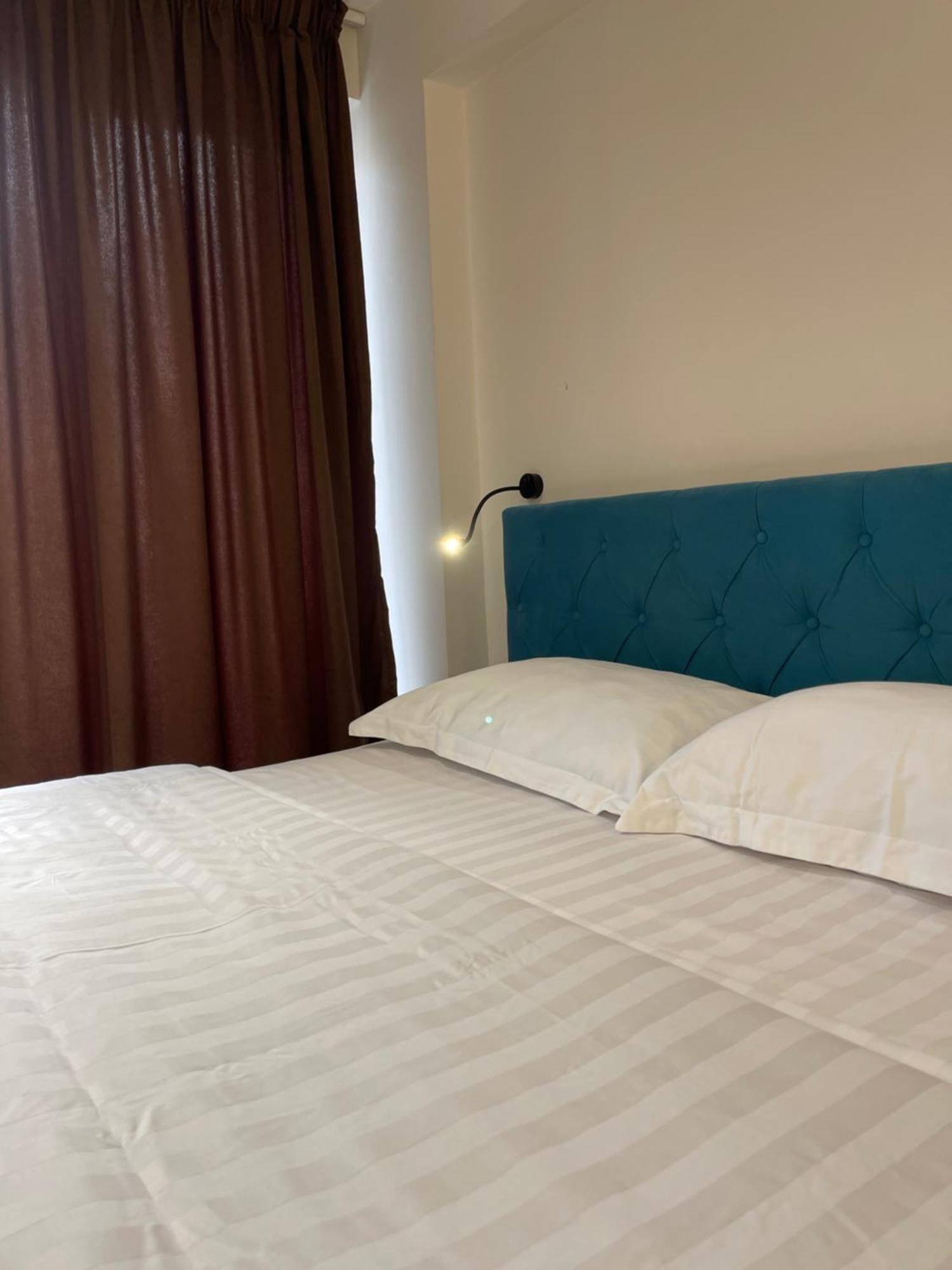Boutique Central Studio Apartments Tirana Exterior foto