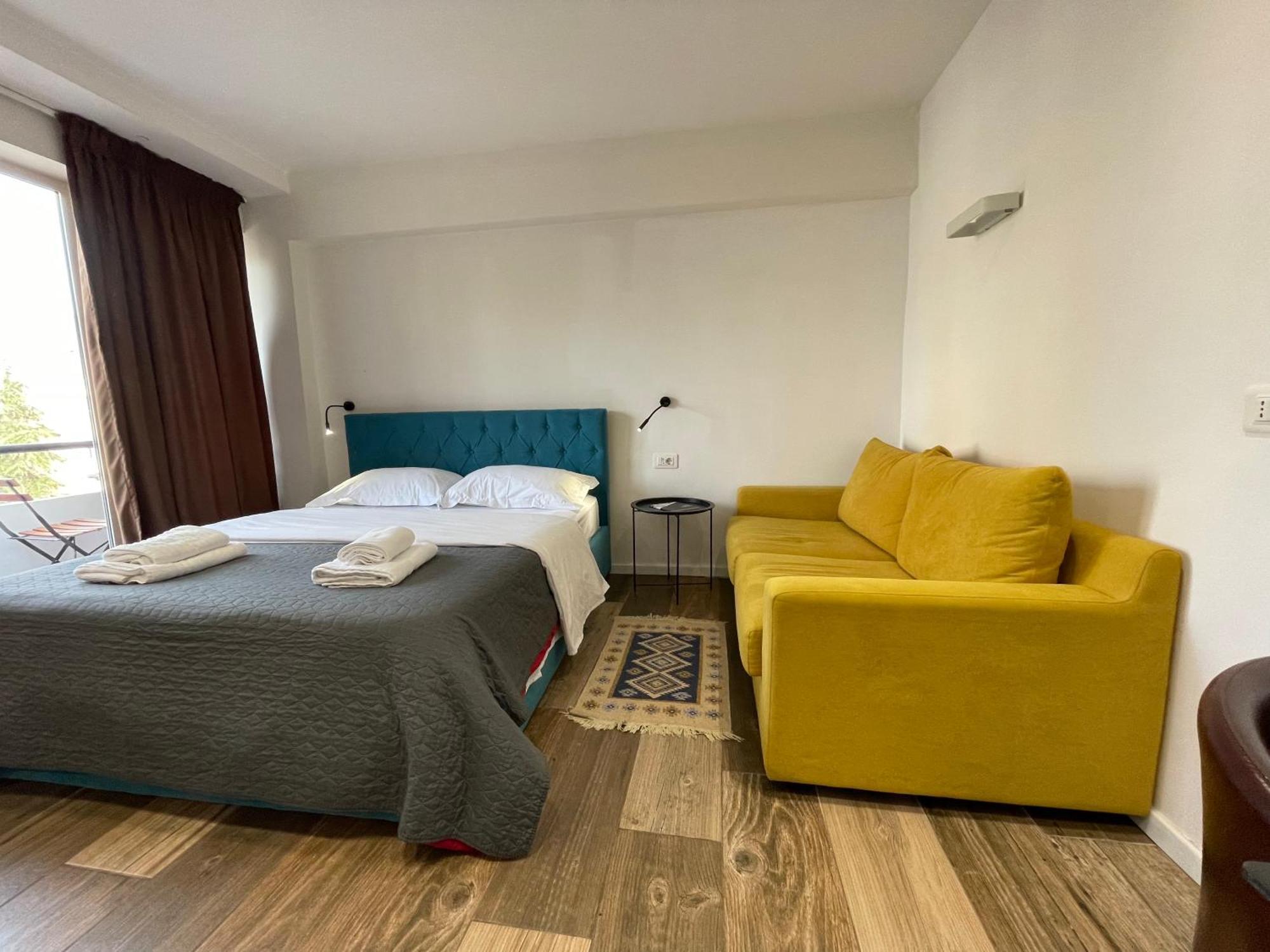 Boutique Central Studio Apartments Tirana Exterior foto